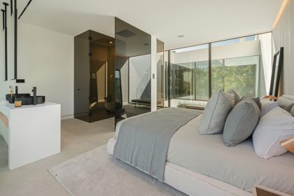 45e57f5a542826038929ca30a3149d5d - 26