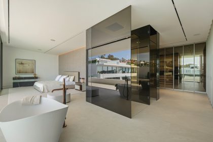 45e57f5a542826038929ca30a3149d5d - 32