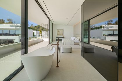 45e57f5a542826038929ca30a3149d5d - 33