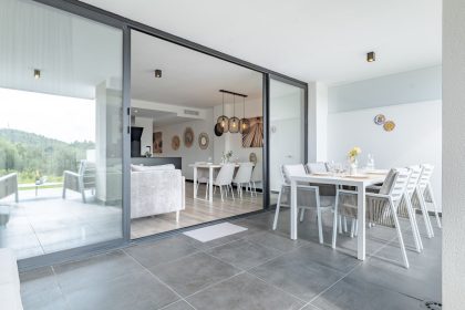 484f193bf3417c1de90d4befc4292709 - 1