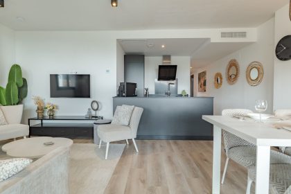 484f193bf3417c1de90d4befc4292709 - 13