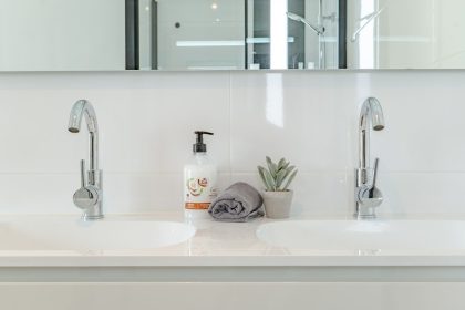 484f193bf3417c1de90d4befc4292709 - 24