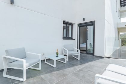 484f193bf3417c1de90d4befc4292709 - 27