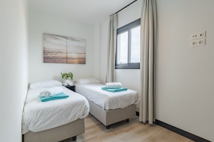 484f193bf3417c1de90d4befc4292709 - 28