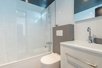 484f193bf3417c1de90d4befc4292709 - 33