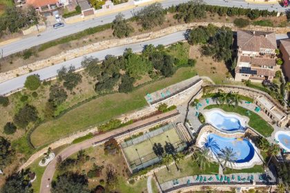 4875eea78a7873417432339ac63ccd61 - 27