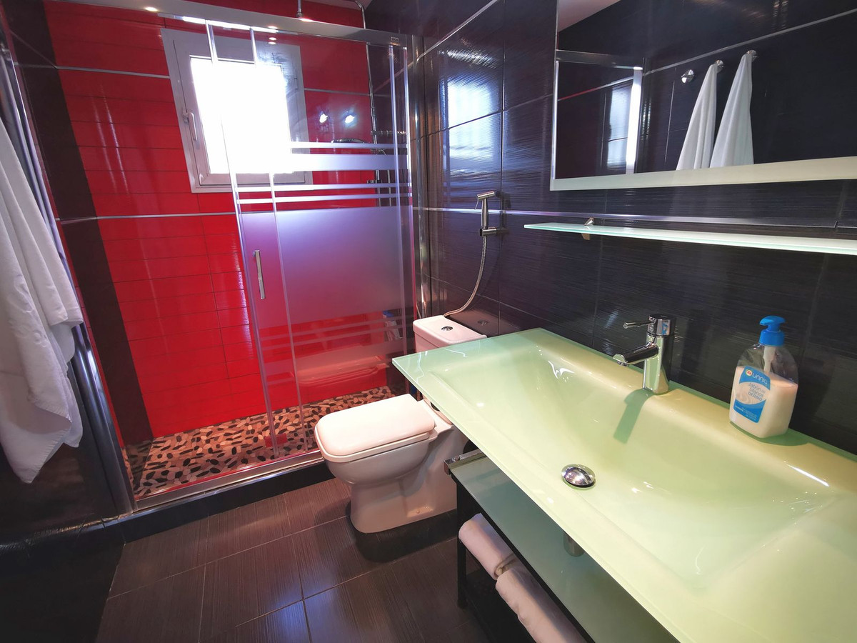 48a2f5f1ec4ff0f22d8592d84fec0de3 - 17