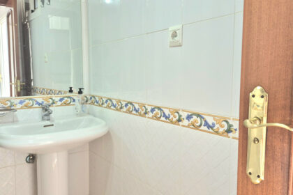 495b705aa3bc133fea15b42b3f48ed56 - 12