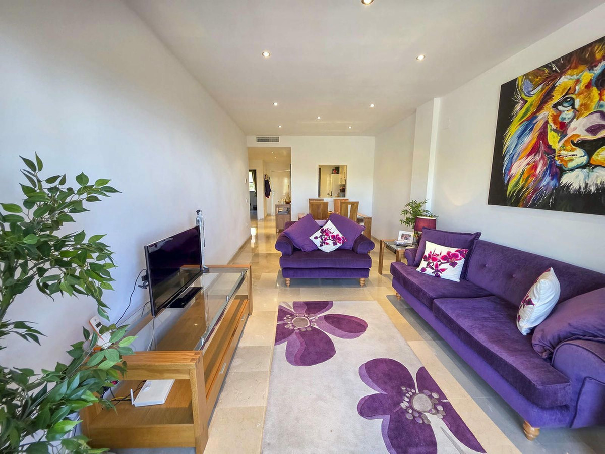 4983e3e347cea3e2065223fc0f74e9b4 - 11