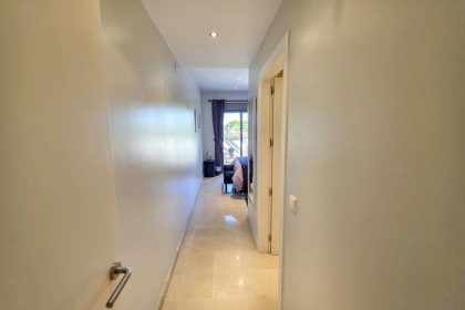 4983e3e347cea3e2065223fc0f74e9b4 - 17