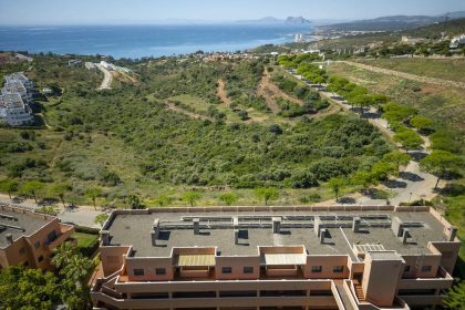 4983e3e347cea3e2065223fc0f74e9b4 - 22