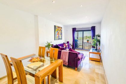 4983e3e347cea3e2065223fc0f74e9b4 - 28