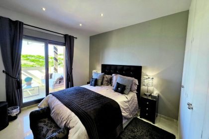 4983e3e347cea3e2065223fc0f74e9b4 - 30