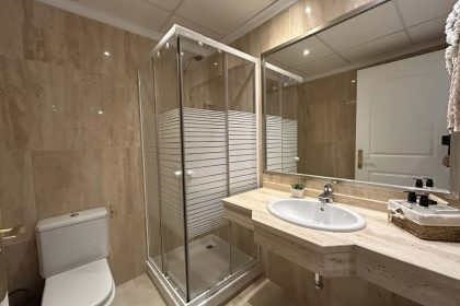 49ceed46f1b26968b331a36382ba3c9c - 13