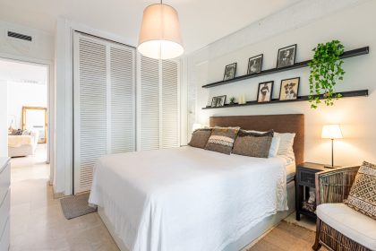 4ae81989dab0e1f875715405e5b79f5a - 17