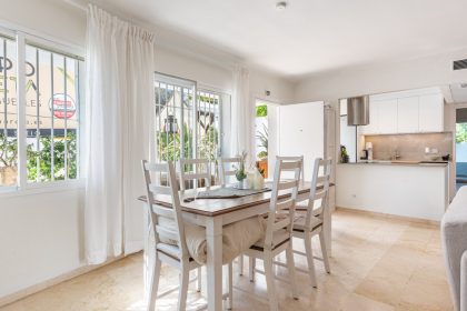 4ae81989dab0e1f875715405e5b79f5a - 5