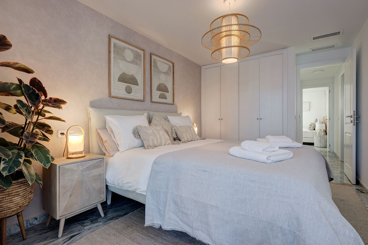 4aebc250d797dc6eff6a158a70b898a3 - 17