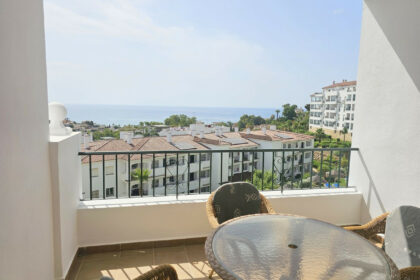 4af3cfae72b7ac2059b3c4823d40c812 - 12