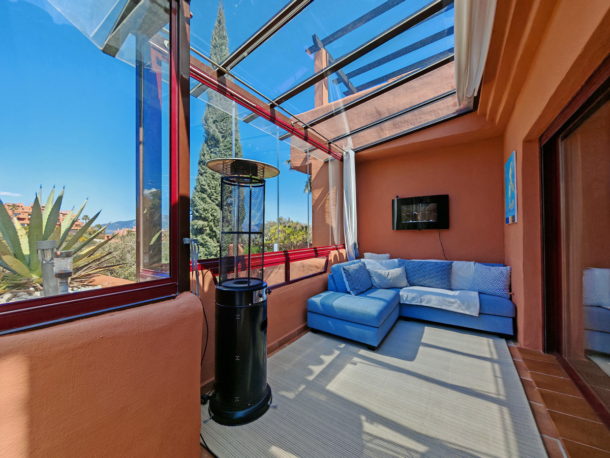 4b0ee9107a1b9c4d2c920aea57369169 - 17