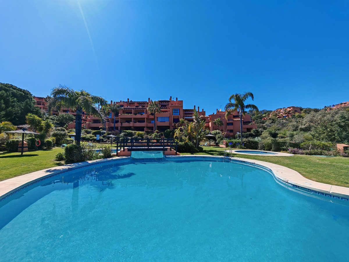 4b0ee9107a1b9c4d2c920aea57369169 - 2