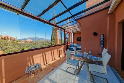 4b0ee9107a1b9c4d2c920aea57369169 - 4