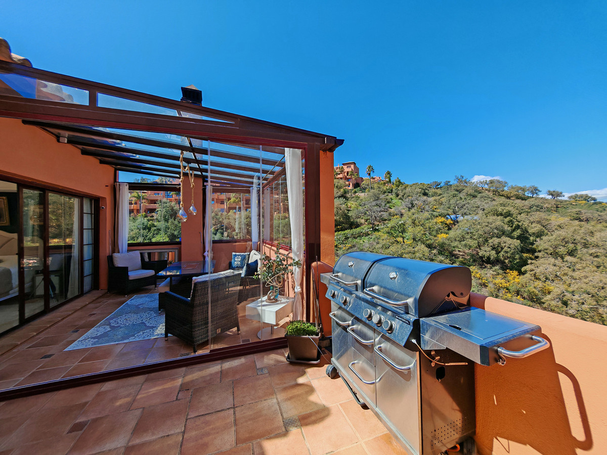 4b0ee9107a1b9c4d2c920aea57369169 - 5