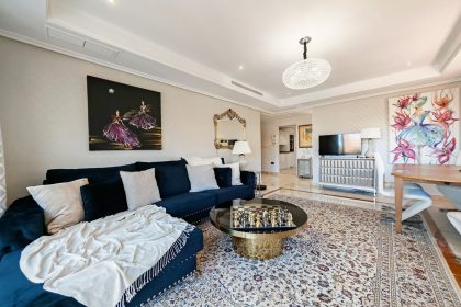 4b0ee9107a1b9c4d2c920aea57369169 - 8