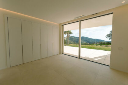 4be8bea5b2d00eb0a51afa910be13bbb - 7