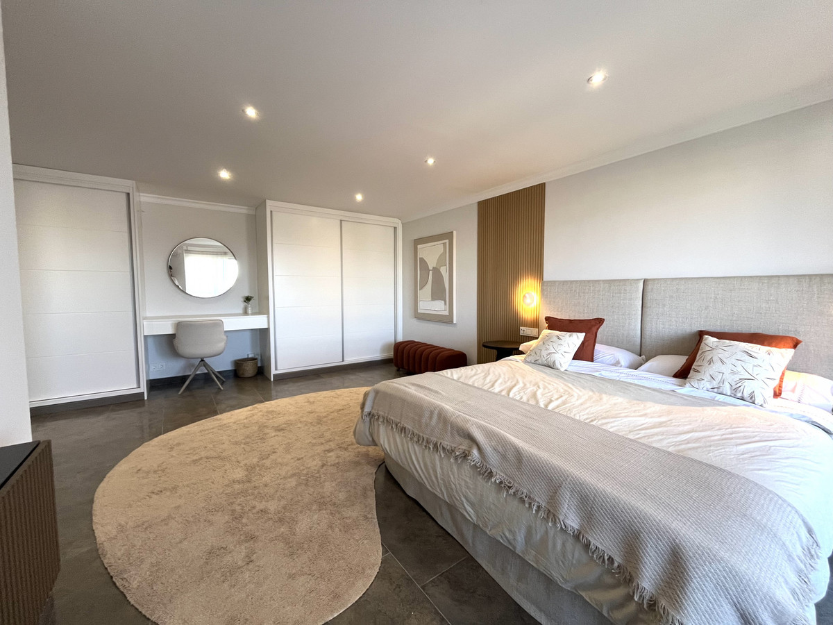 4c043f9e381618b61b4de6e7f901002b - 10