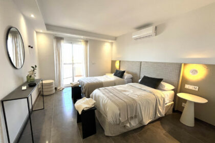 4c043f9e381618b61b4de6e7f901002b - 15