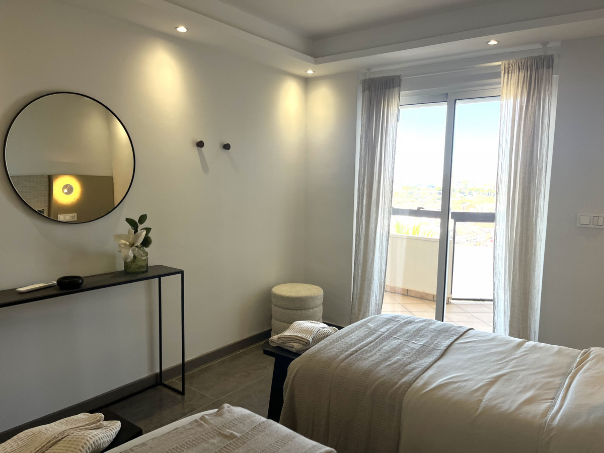 4c043f9e381618b61b4de6e7f901002b - 16