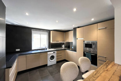 4c043f9e381618b61b4de6e7f901002b - 4