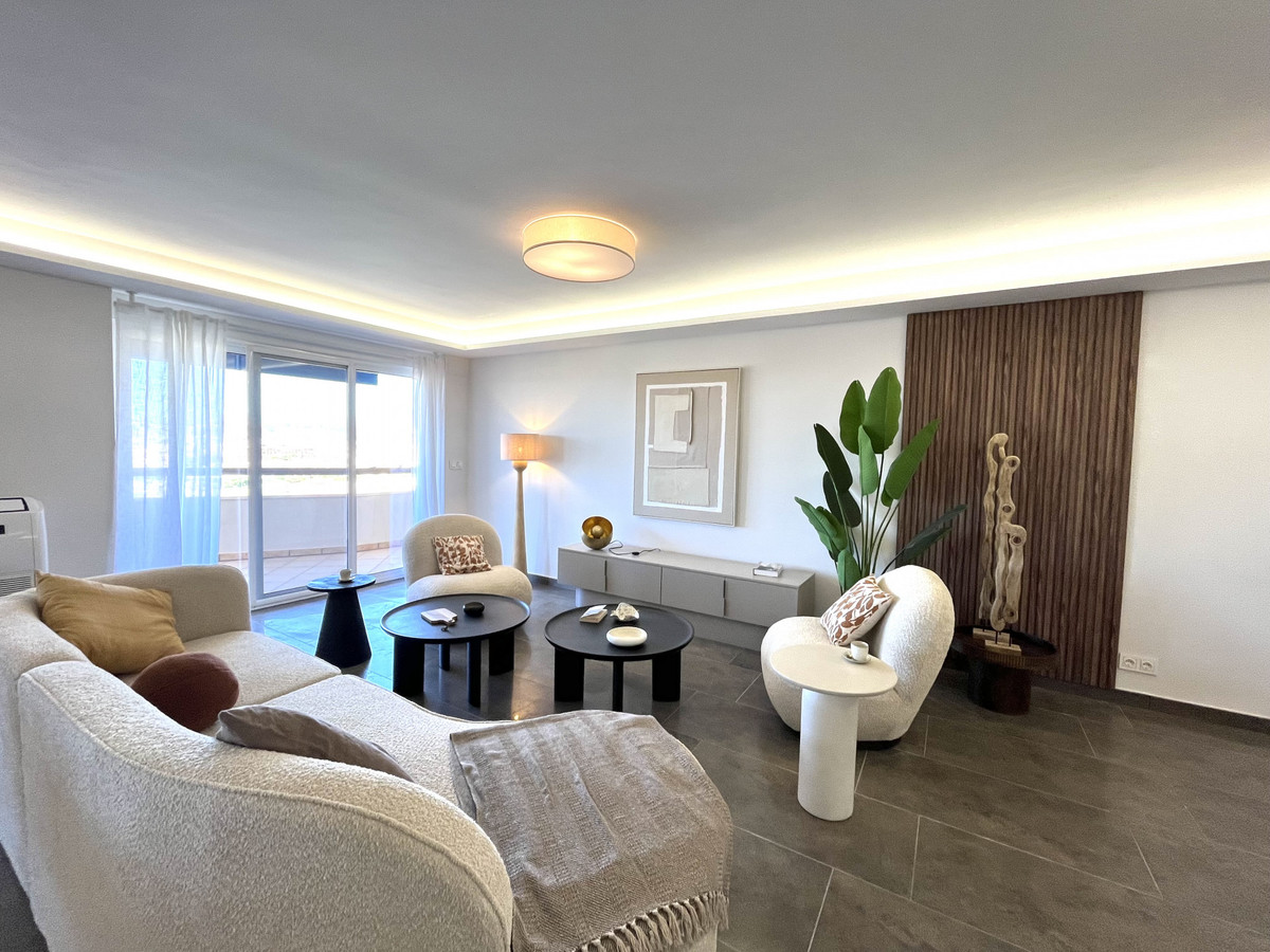 4c043f9e381618b61b4de6e7f901002b - 8