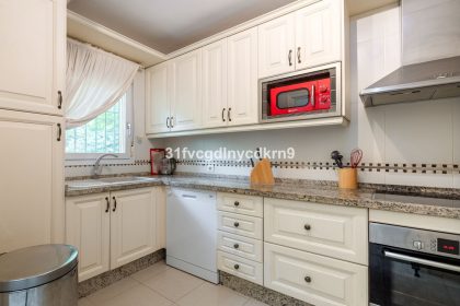 4de3887d7cc9b8e72ab418dbf297265e - 13