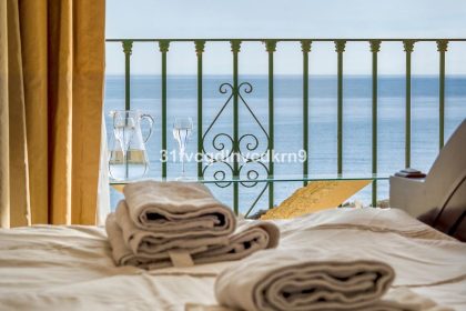 4de3887d7cc9b8e72ab418dbf297265e - 21