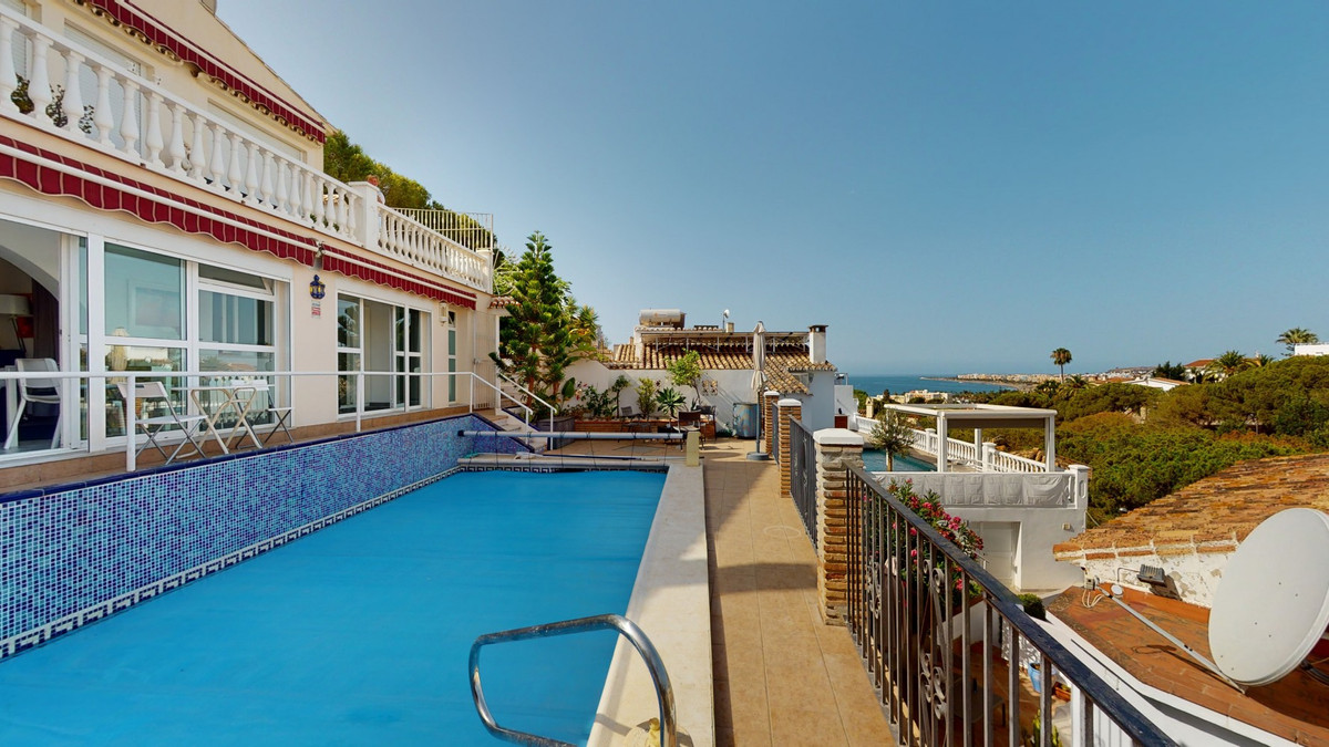 4e7ecfa528c0e6c072399b488f2f9113 - 1