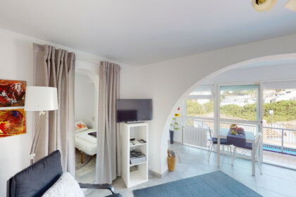 4e7ecfa528c0e6c072399b488f2f9113 - 10