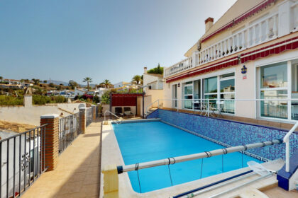 4e7ecfa528c0e6c072399b488f2f9113 - 2