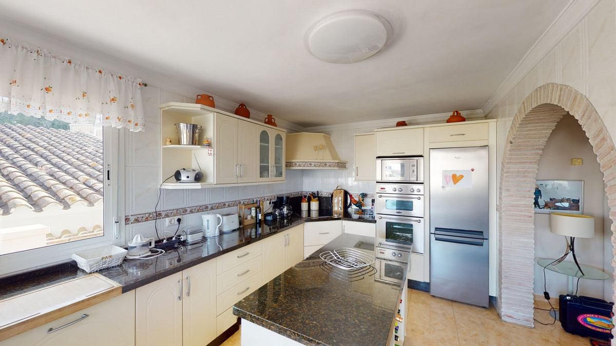 4e7ecfa528c0e6c072399b488f2f9113 - 22