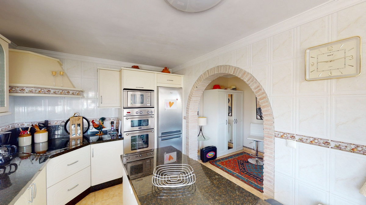 4e7ecfa528c0e6c072399b488f2f9113 - 25