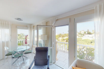 4e7ecfa528c0e6c072399b488f2f9113 - 30