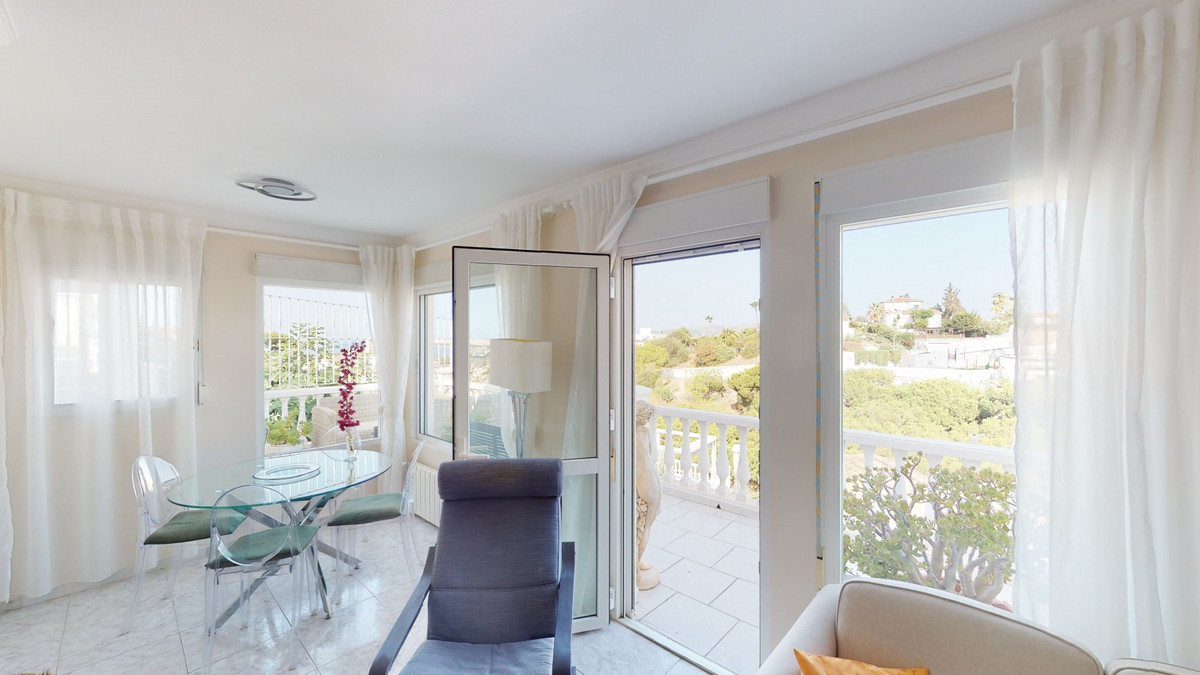 4e7ecfa528c0e6c072399b488f2f9113 - 30