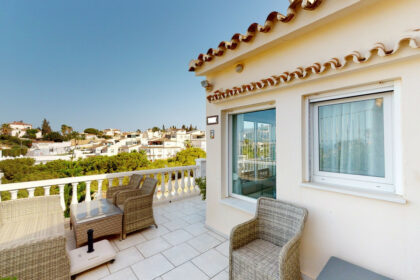 4e7ecfa528c0e6c072399b488f2f9113 - 32