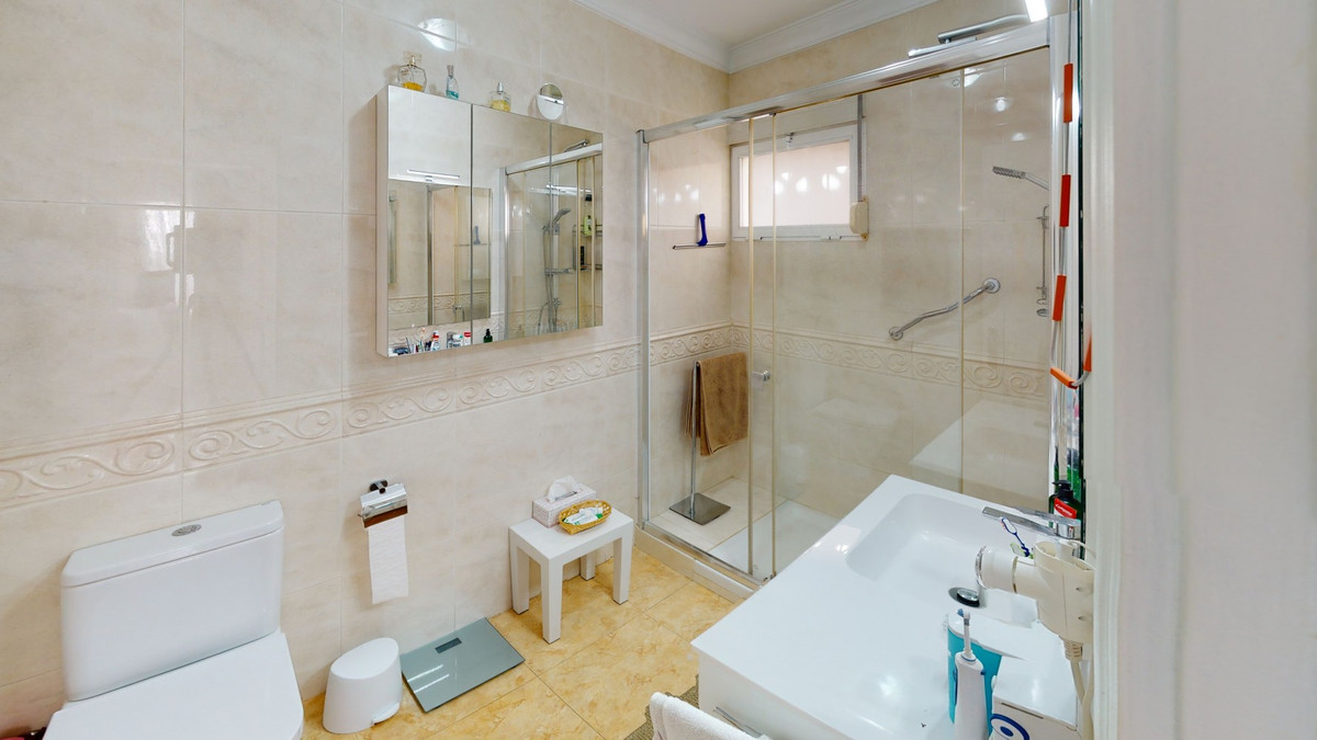 4e7ecfa528c0e6c072399b488f2f9113 - 36