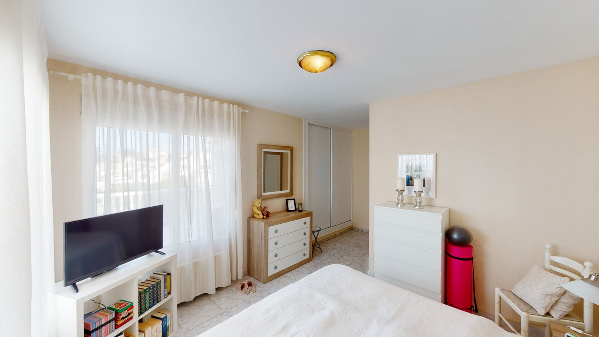 4e7ecfa528c0e6c072399b488f2f9113 - 41