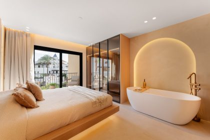 4eb12bdd7104e791f316c14ab9926406 - 20