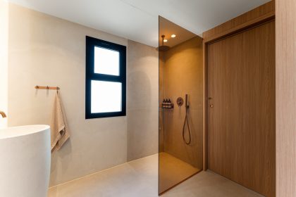 4eb12bdd7104e791f316c14ab9926406 - 27