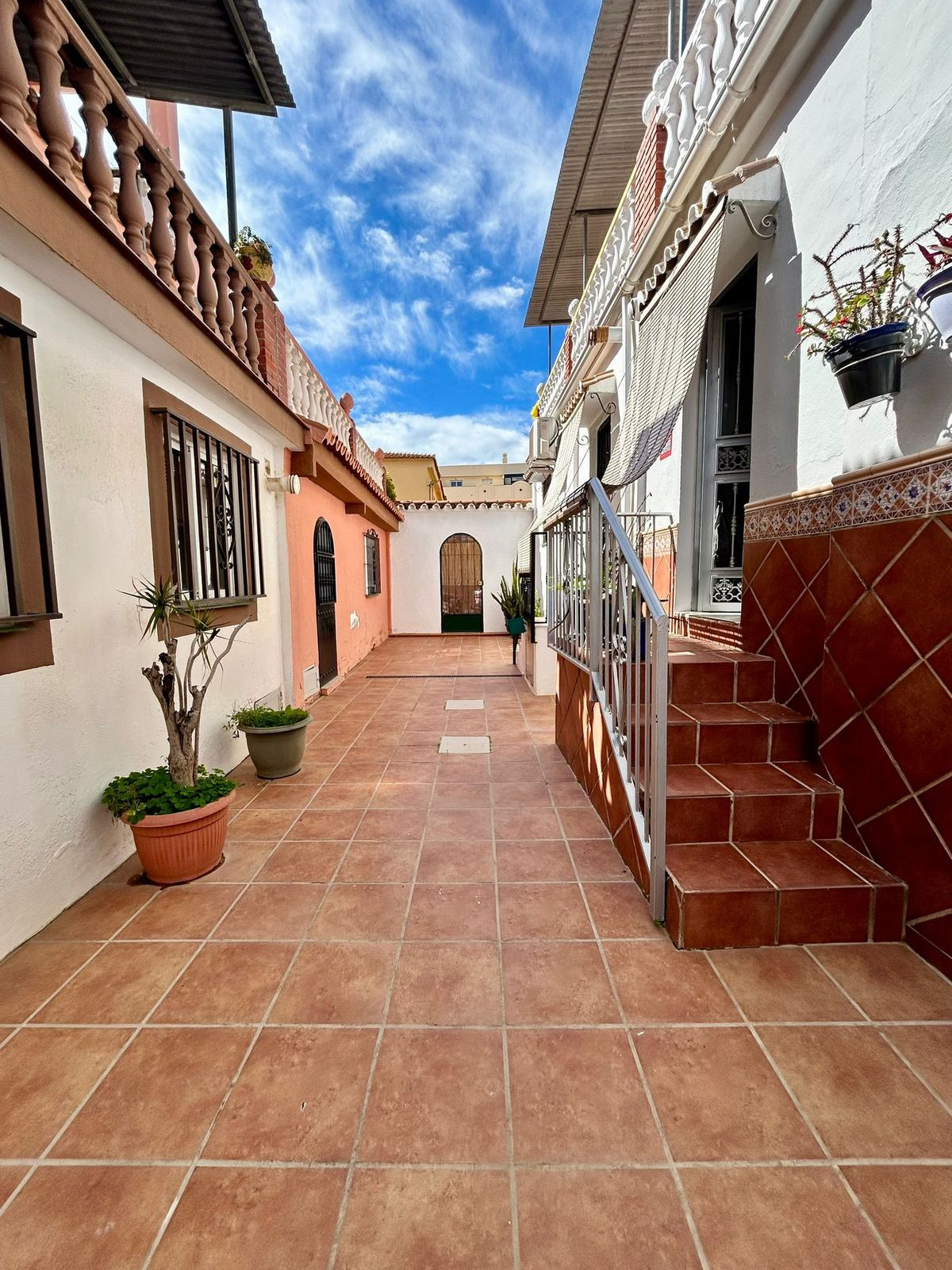 4ecc9b6bd0f1b27795207e464f79edc3 - 2