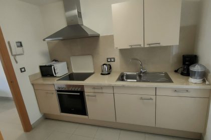 4f1ca9a5a95f4948231356eb162f1163 - 11