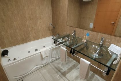 4f1ca9a5a95f4948231356eb162f1163 - 14